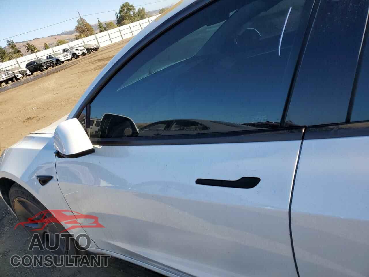 TESLA MODEL 3 2022 - 5YJ3E1EA6NF331096