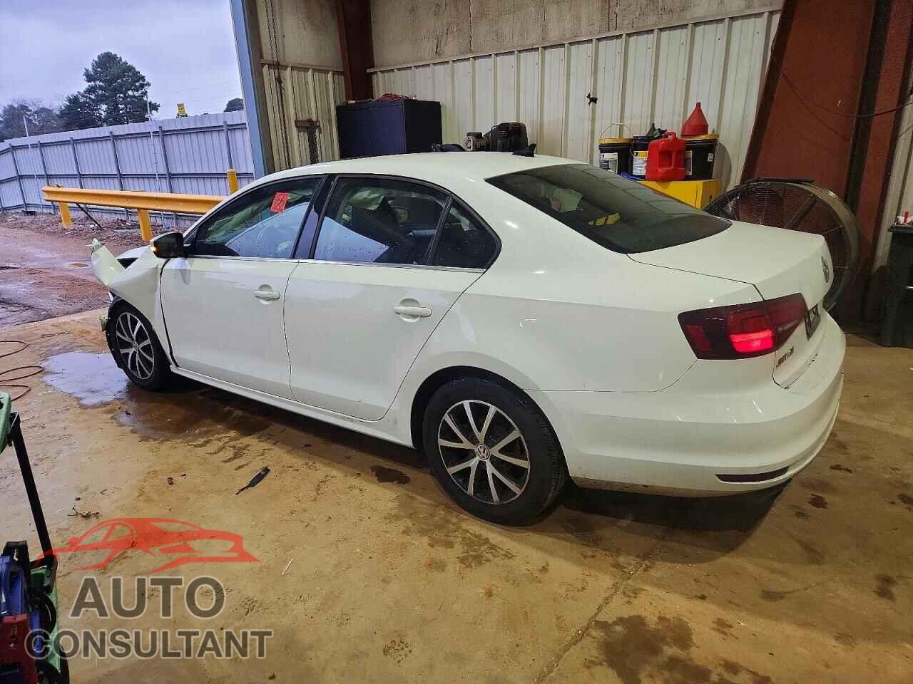 VOLKSWAGEN JETTA 2017 - 3VWDB7AJ5HM290284