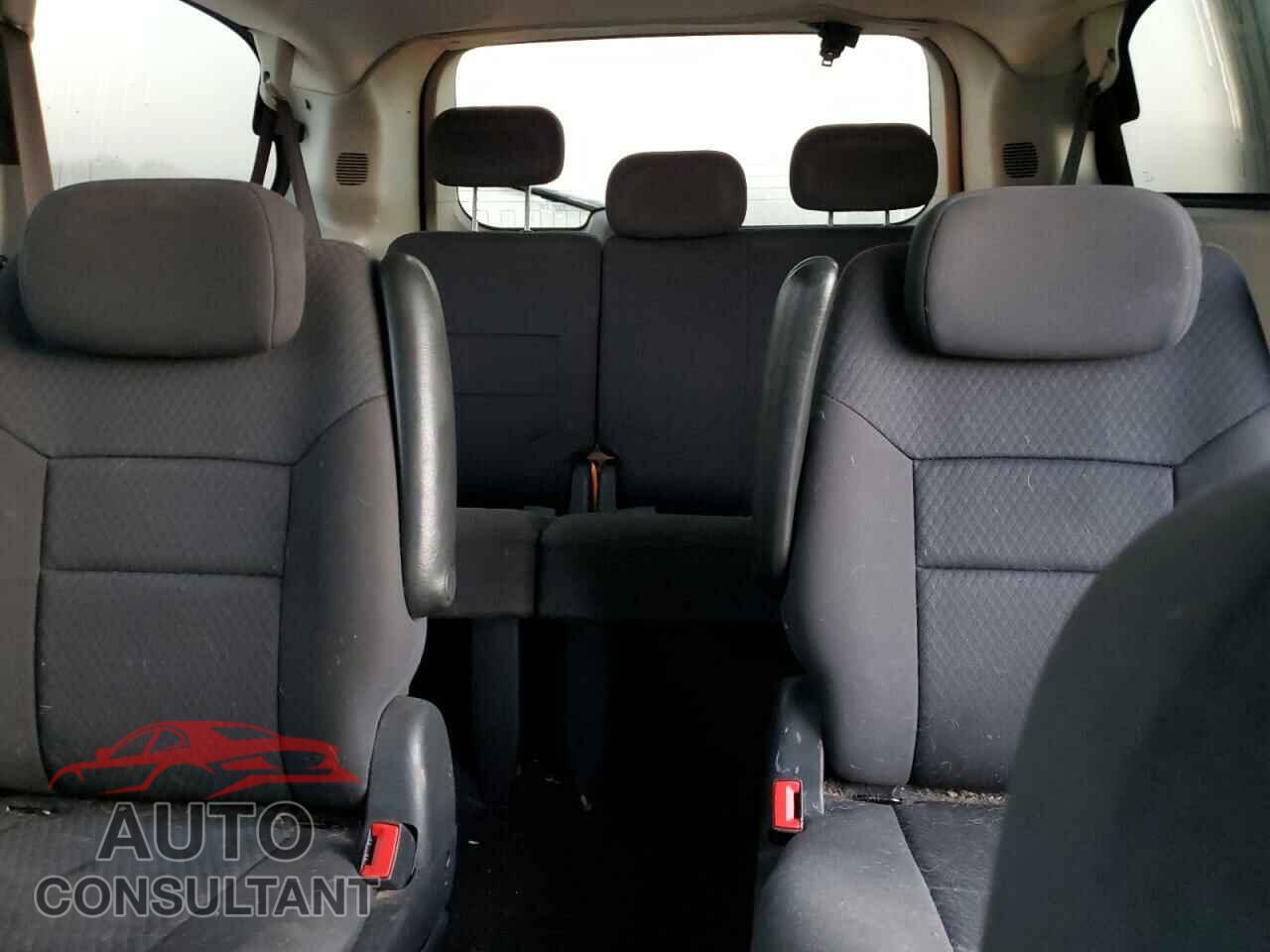 DODGE CARAVAN 2010 - 2D4RN5D19AR219476