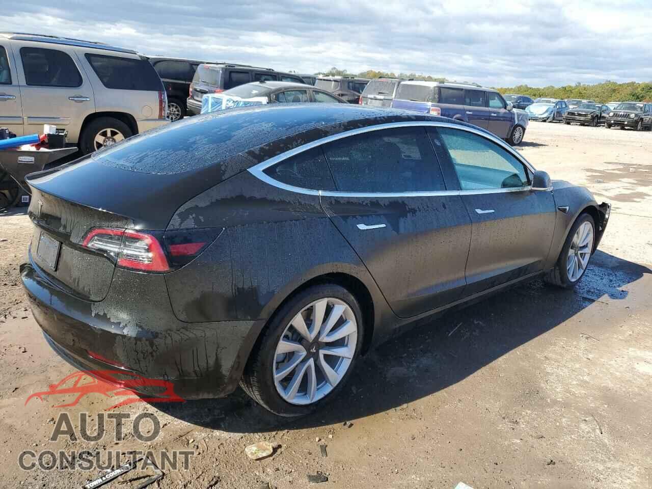 TESLA MODEL 3 2020 - 5YJ3E1EB1LF622711