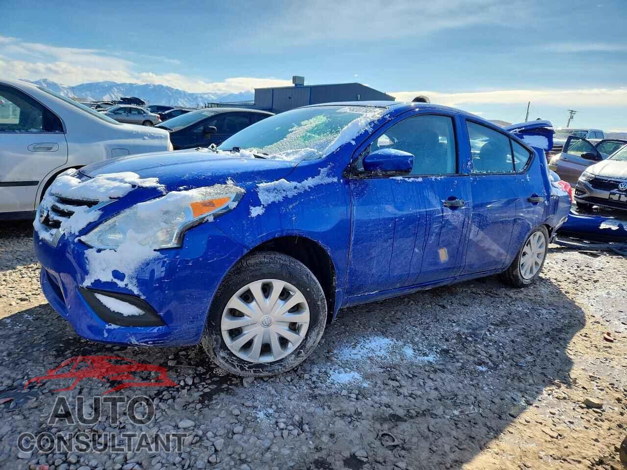 NISSAN VERSA 2017 - 3N1CN7AP2HL801212