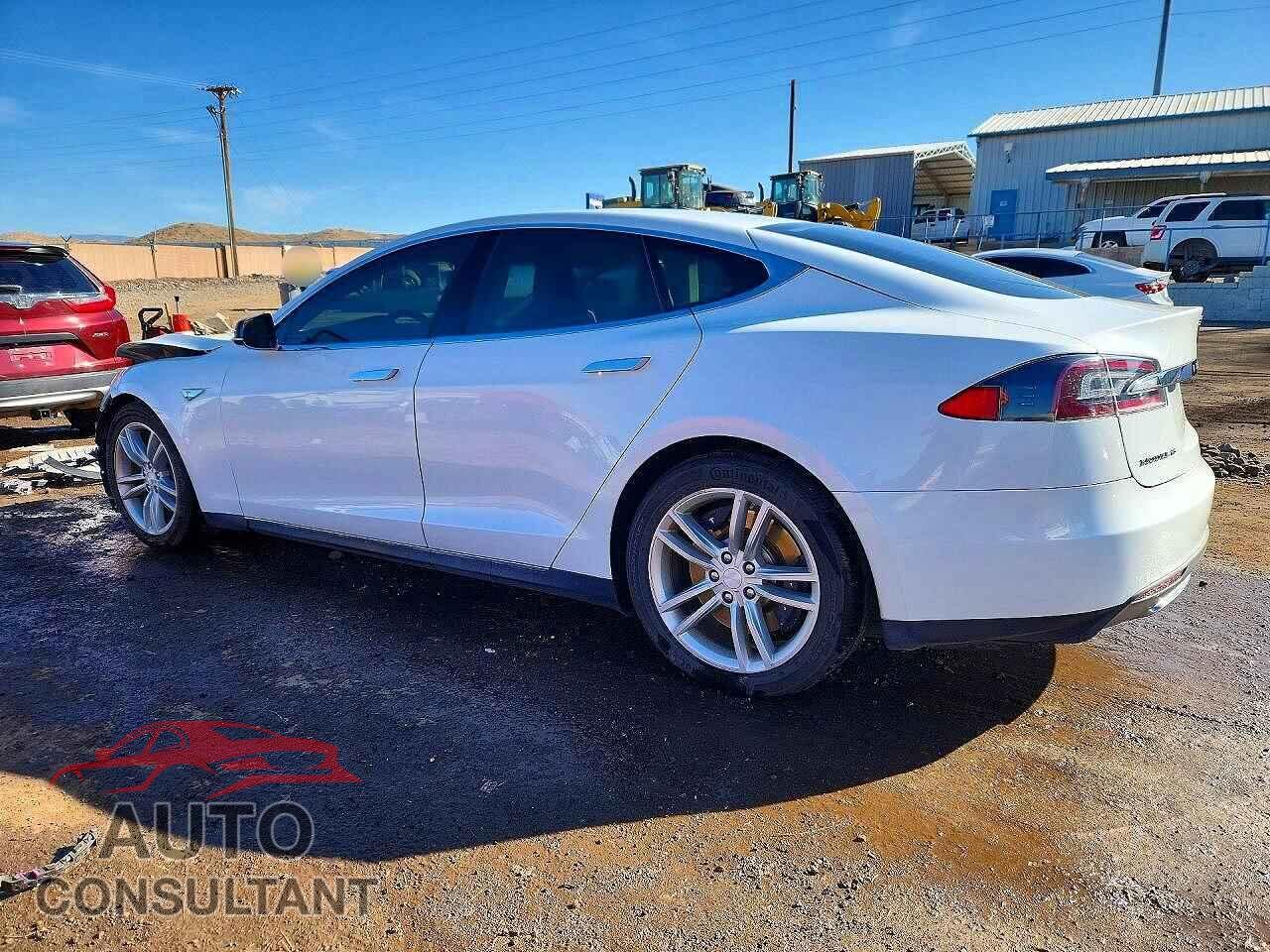 TESLA MODEL S 2012 - 5YJSA1DNXCFP01507