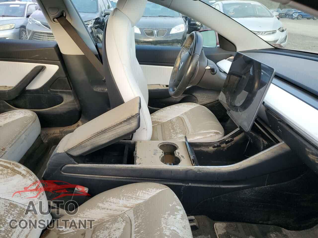 TESLA MODEL 3 2018 - 5YJ3E1EB5JF055593