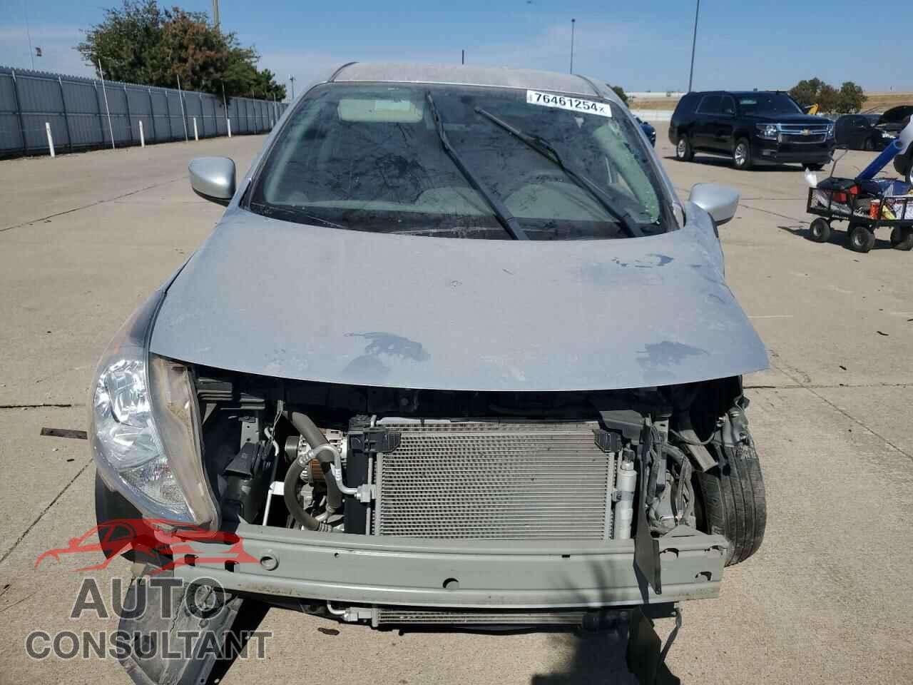 NISSAN VERSA 2019 - 3N1CN7AP3KL828894