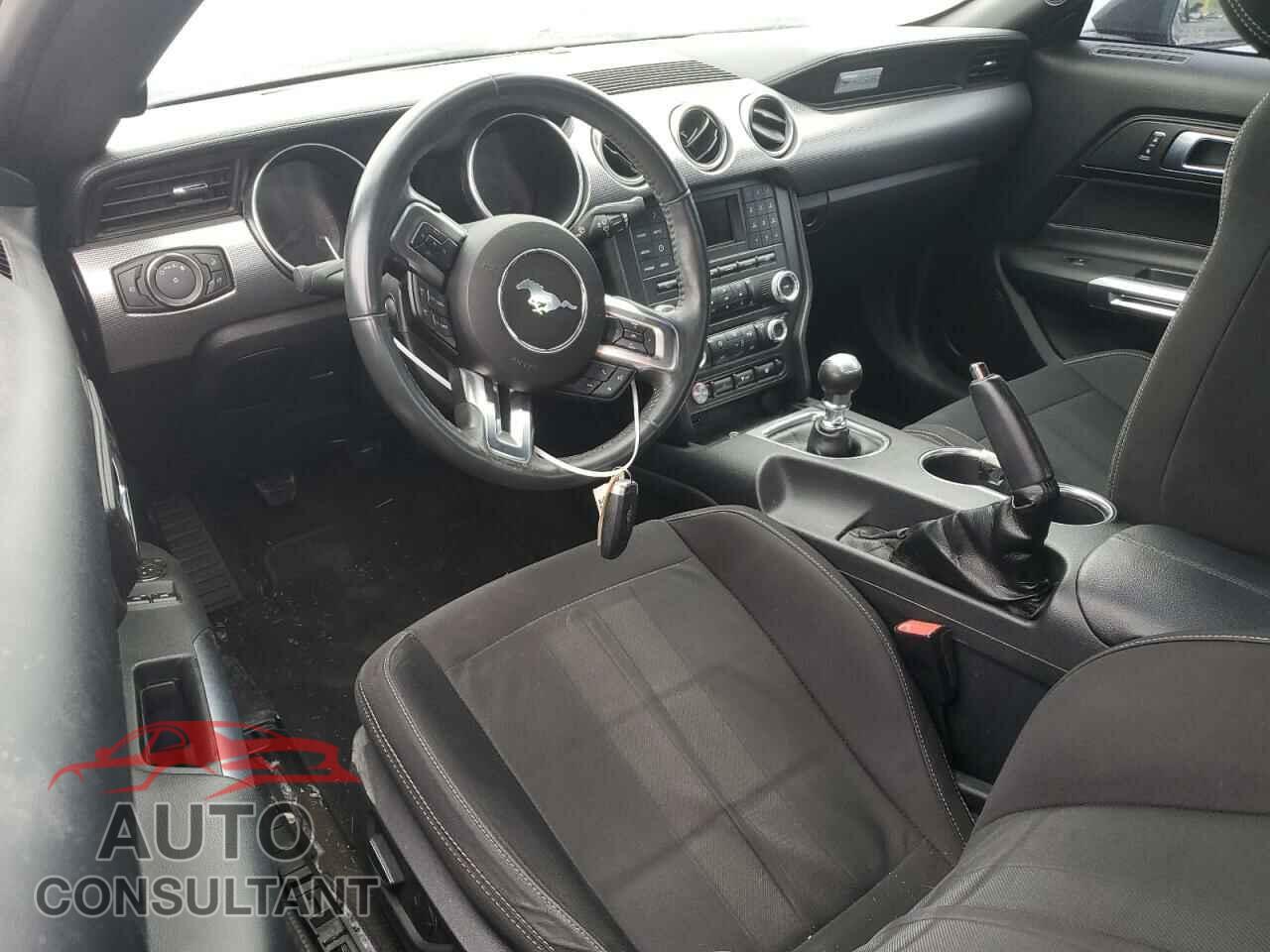 FORD MUSTANG 2018 - 1FA6P8CF7J5116827