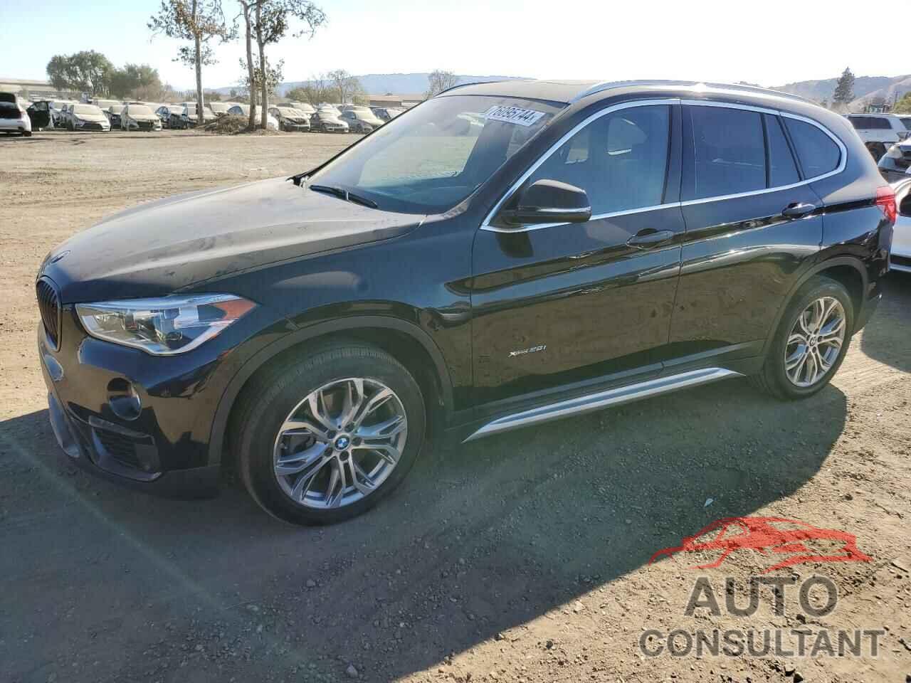 BMW X1 2017 - WBXHT3Z30H4A55163