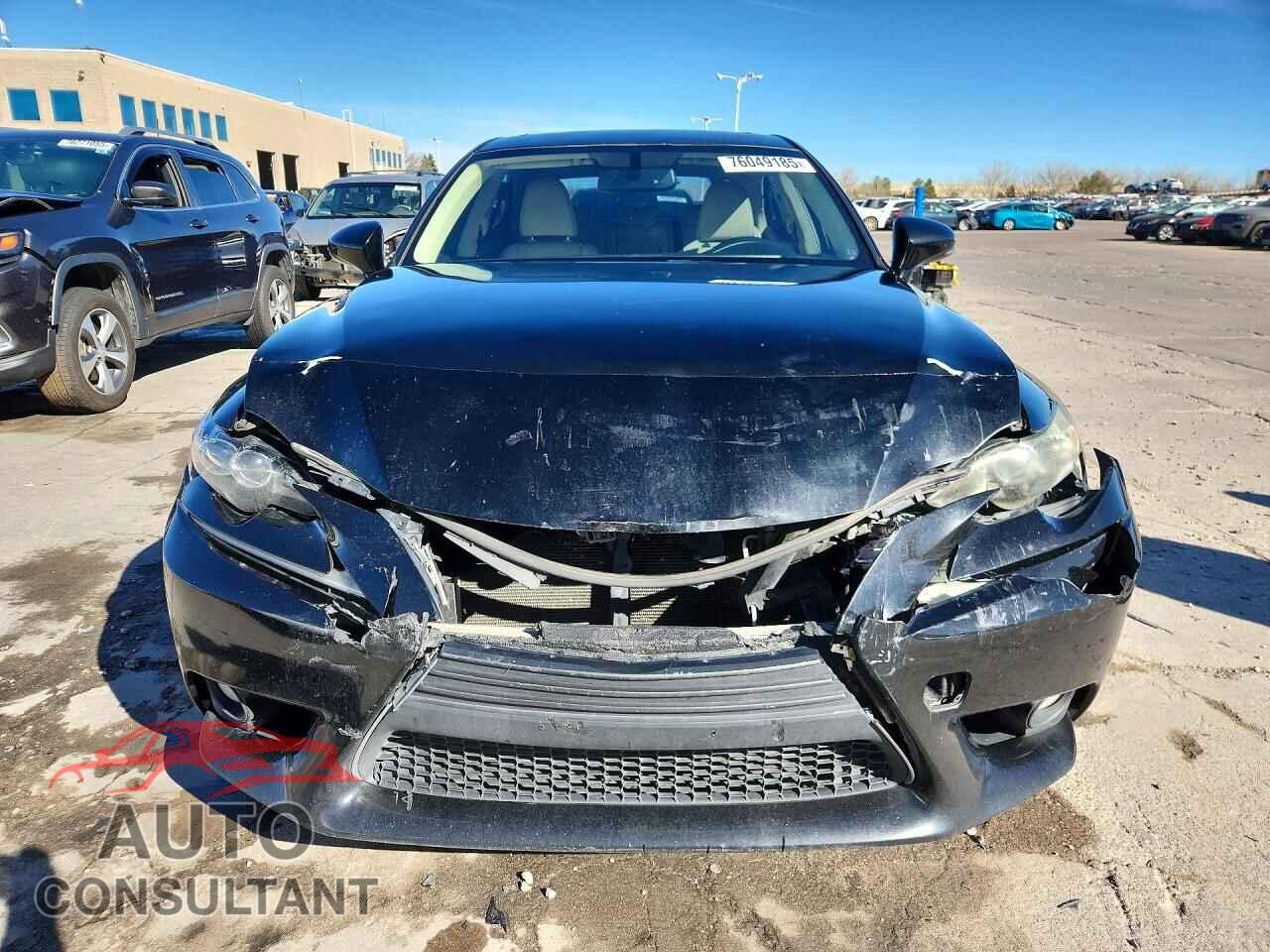 LEXUS IS 2014 - JTHCF1D21E5001101