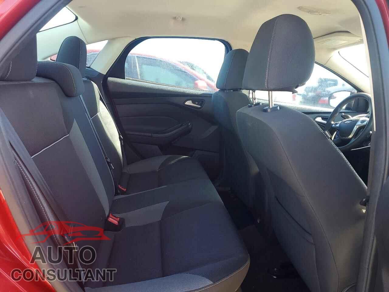 FORD FOCUS 2012 - 1FAHP3F22CL391492