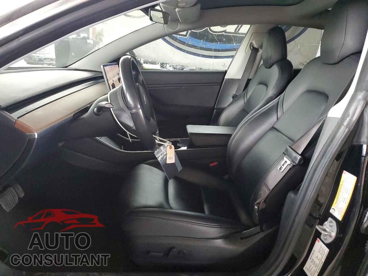 TESLA MODEL 3 2018 - 5YJ3E1EB7JF144355