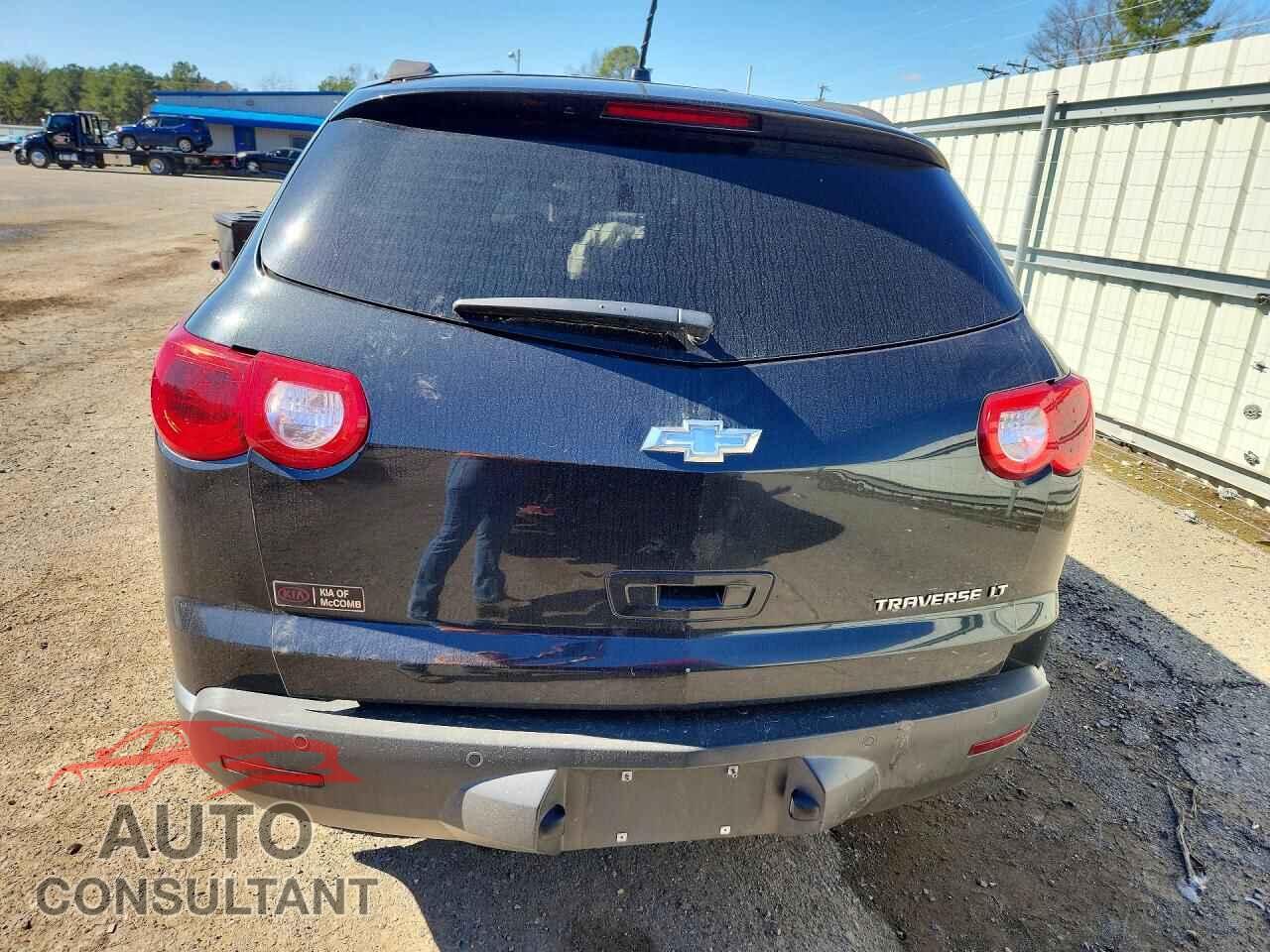 CHEVROLET TRAVERSE 2011 - 1GNKRGED6BJ123647