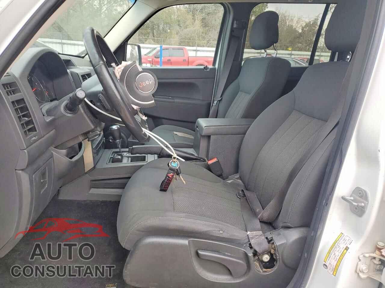 JEEP LIBERTY 2011 - 1J4PN2GK6BW585115