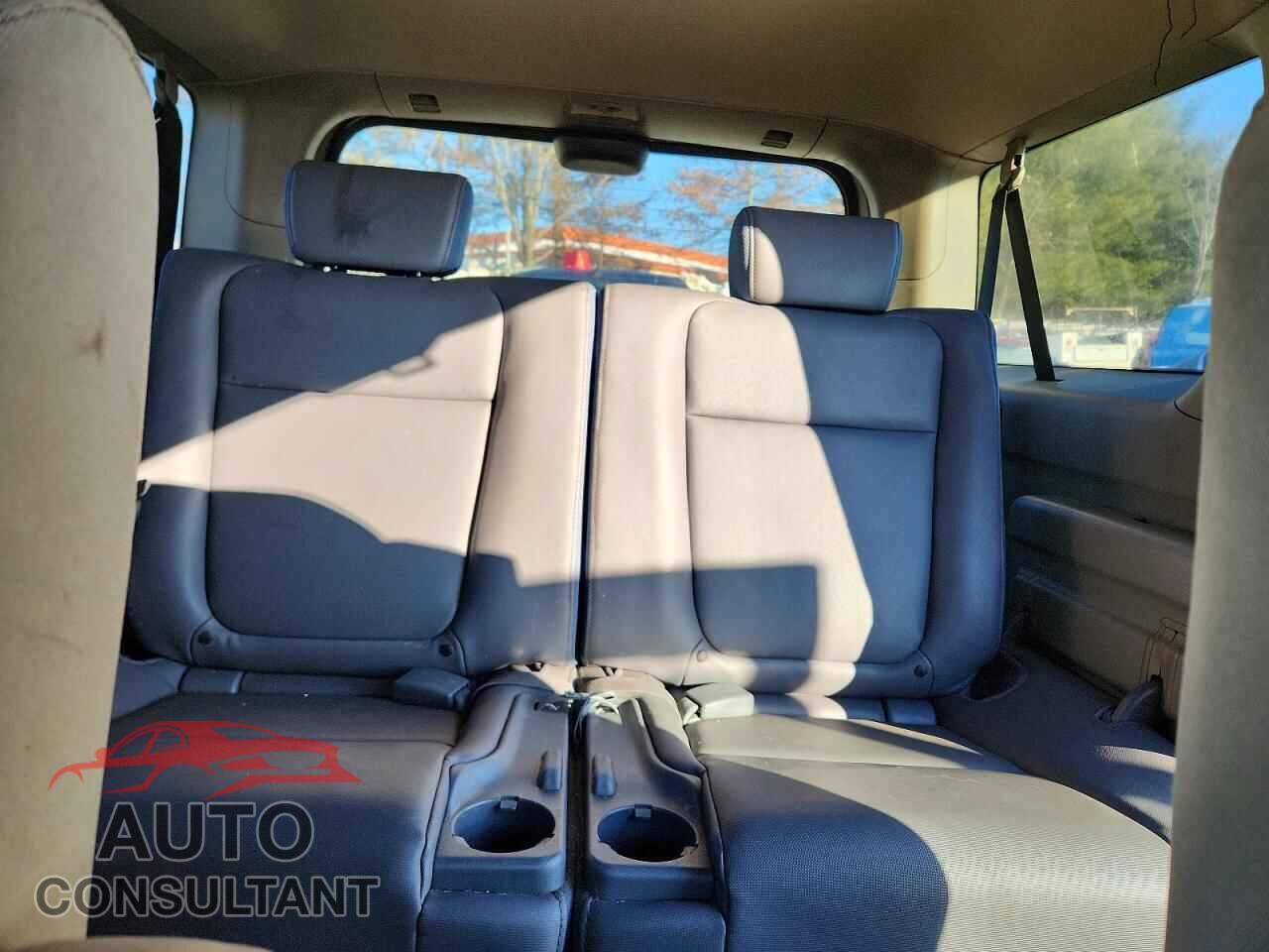 HONDA ELEMENT 2010 - 5J6YH2H72AL004411