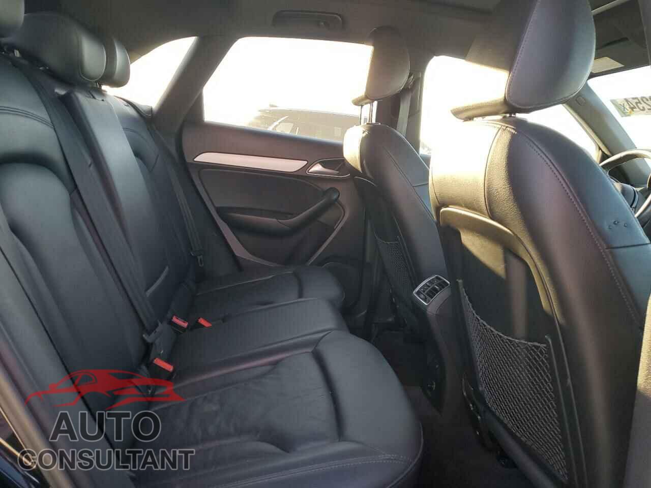AUDI Q3 2017 - WA1BCCFS9HR015219
