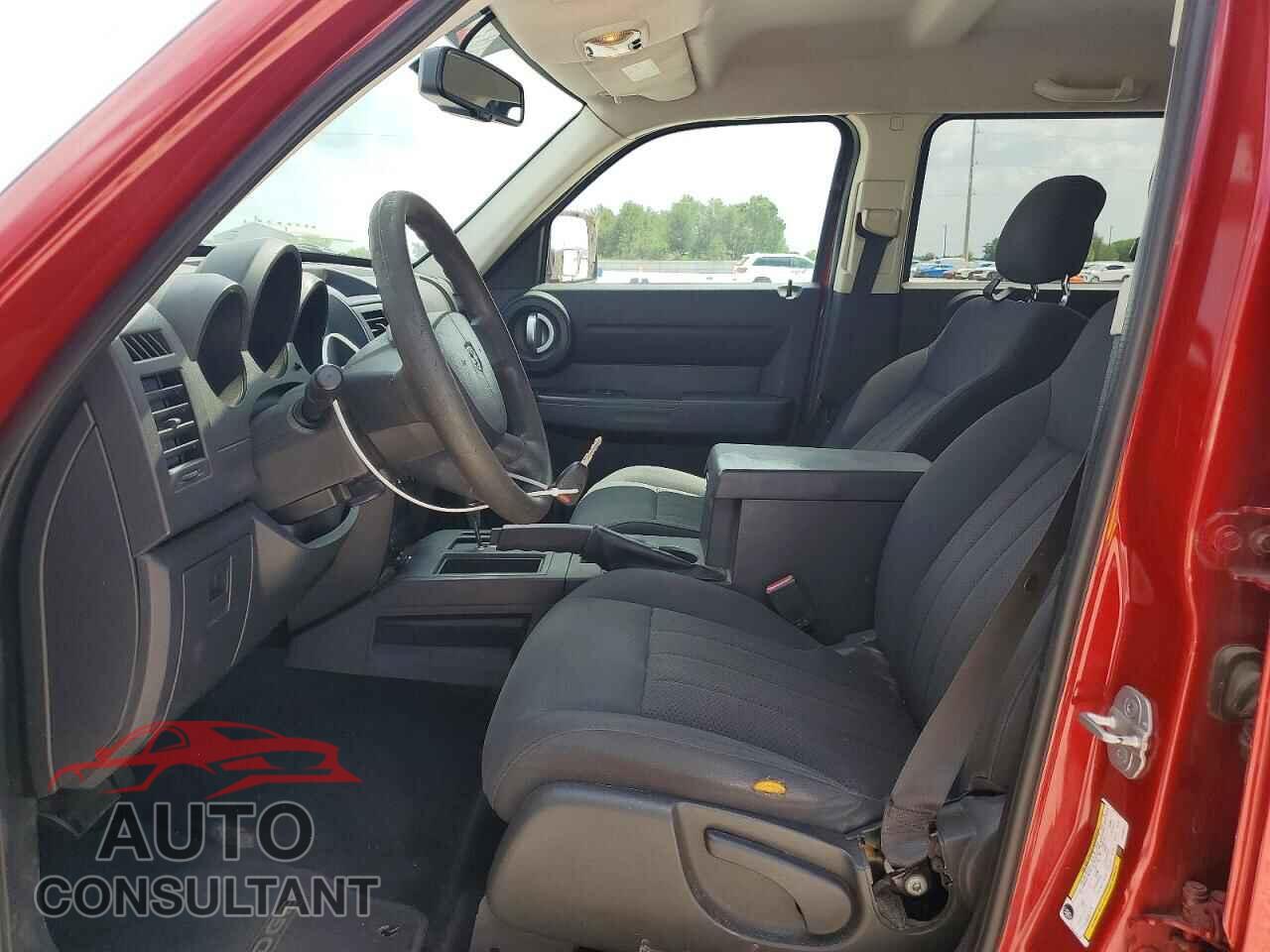 DODGE NITRO 2011 - 1D4PT4GX8BW500717