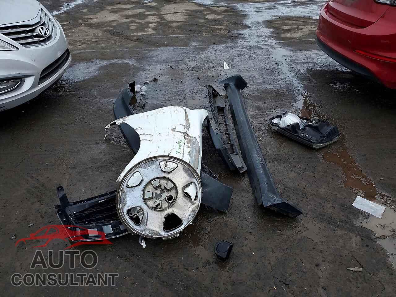HONDA PILOT 2015 - 5FNYF4H24FB051042