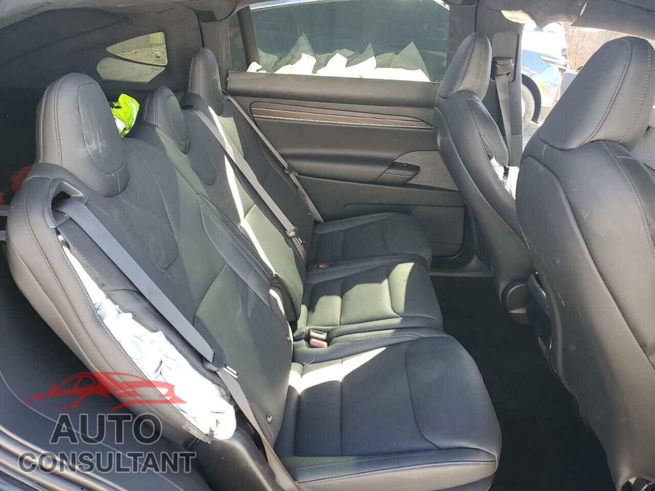 TESLA MODEL X 2024 - 7SAXCDE52RF453619
