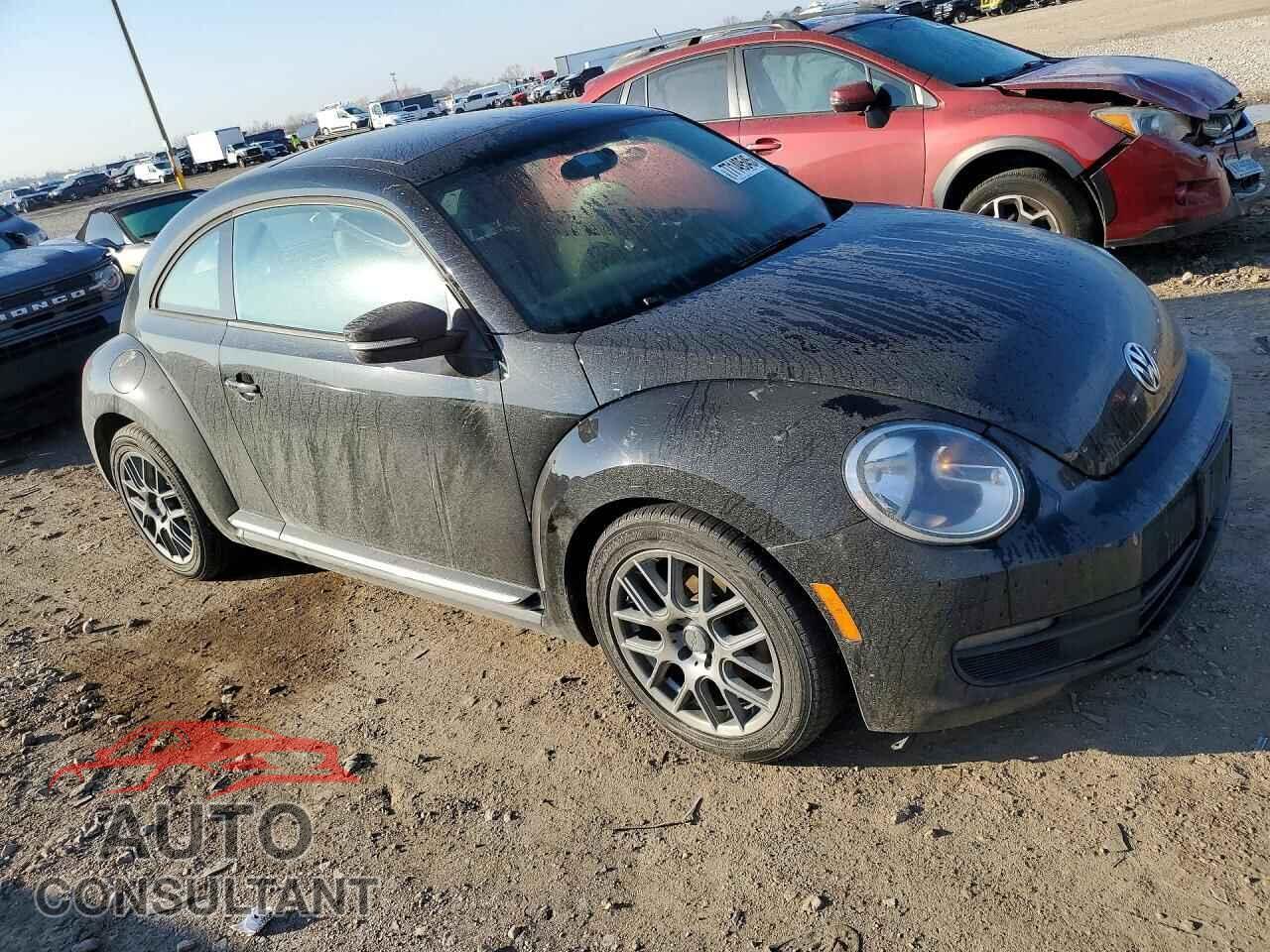 VOLKSWAGEN BEETLE 2013 - 3VWJP7AT6DM693349