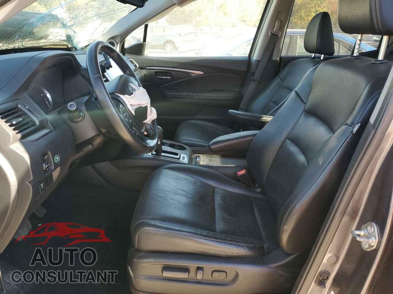 HONDA RIDGELINE 2017 - 5FPYK3F6XHB014485