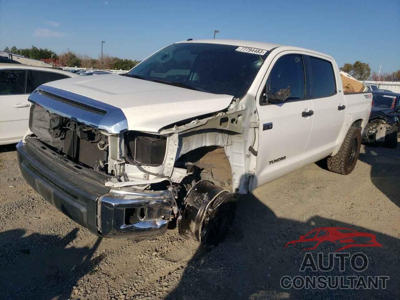 TOYOTA TUNDRA 2018 - 5TFDY5F18JX683534