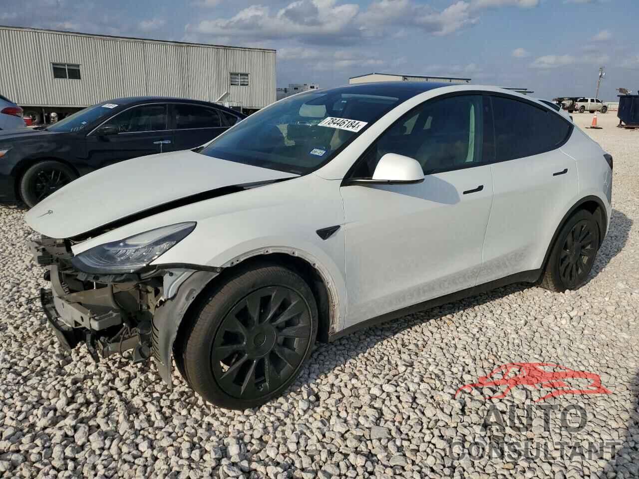 TESLA MODEL Y 2021 - 5YJYGAEE0MF237698