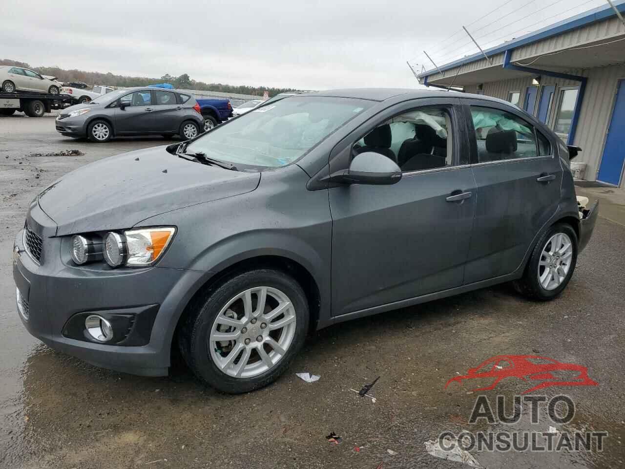 CHEVROLET SONIC 2015 - 1G1JC5SH3F4149623