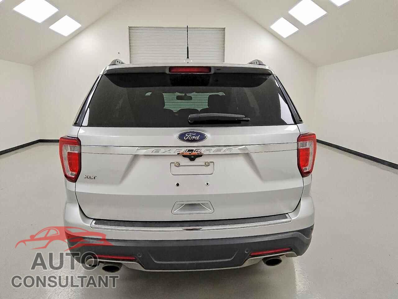 FORD EXPLORER 2018 - 1FM5K7D86JGB84695