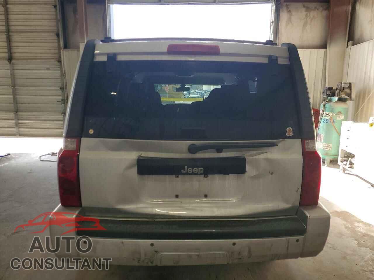 JEEP COMMANDER 2010 - 1J4RH4GK8AC104292