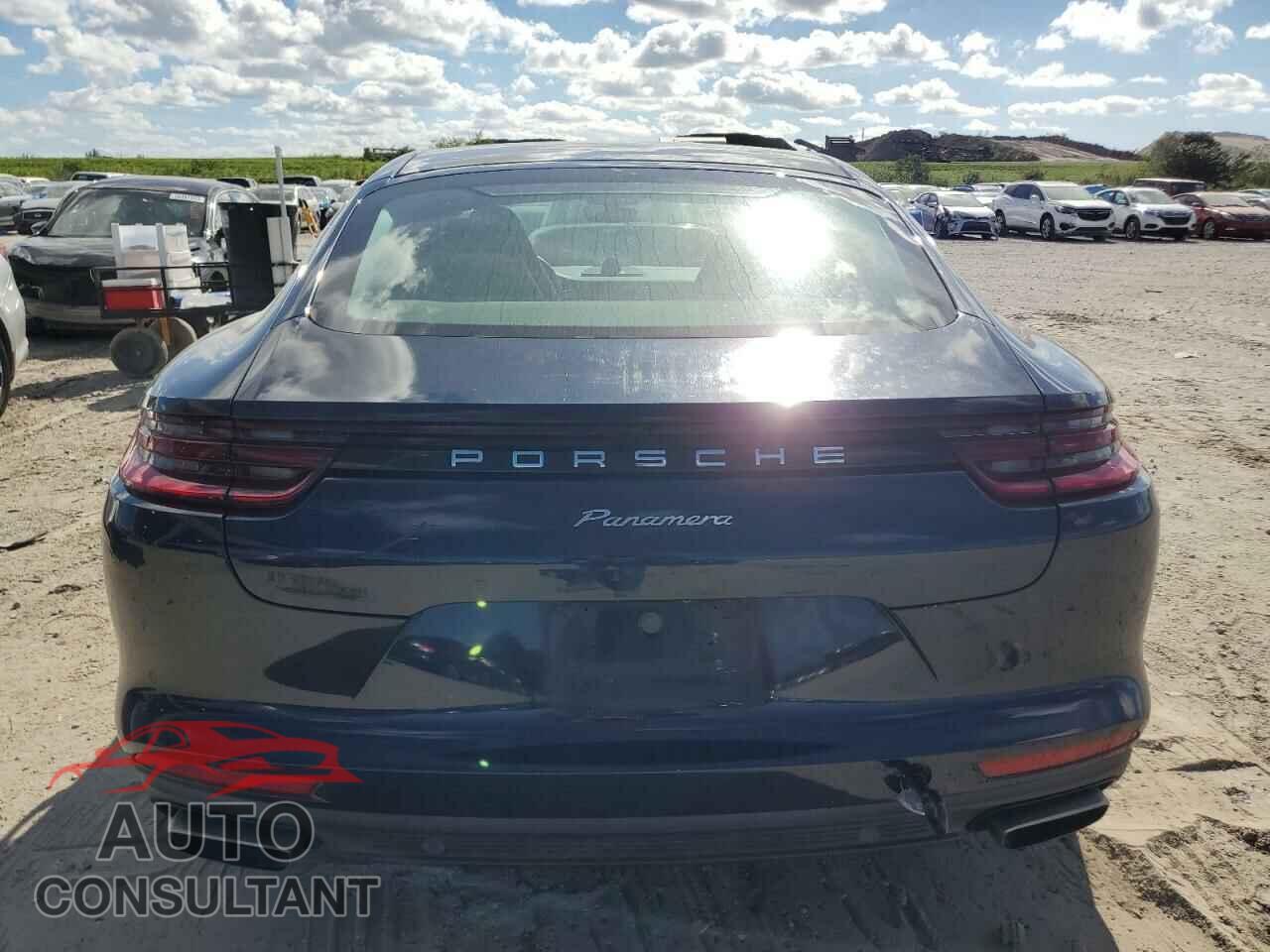 PORSCHE PANAMERA 2017 - WP0AA2A73HL101309