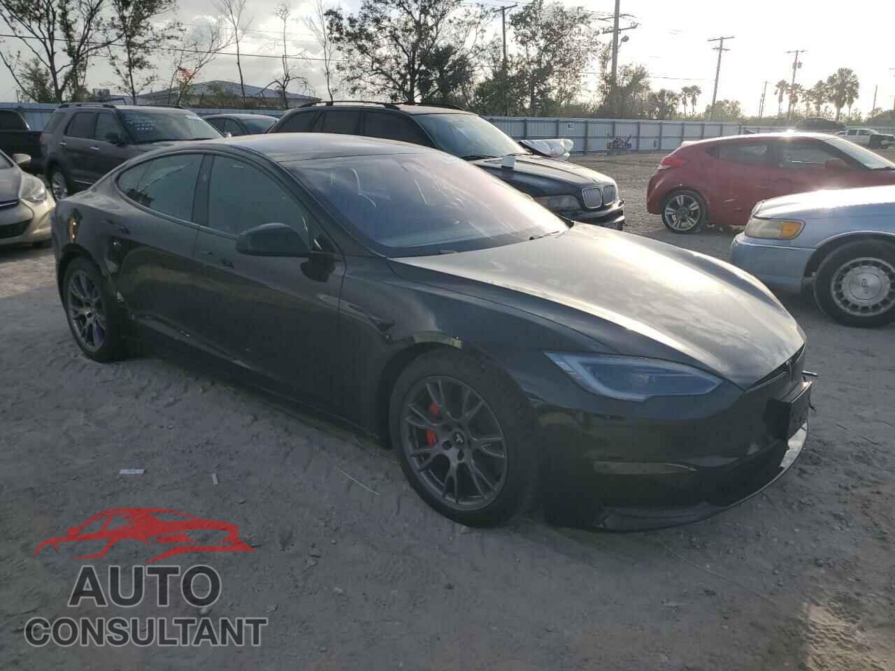 TESLA MODEL S 2023 - 5YJSA1E61PF515660