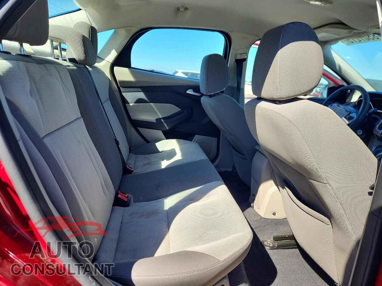 FORD FOCUS 2013 - 1FADP3F25DL376579