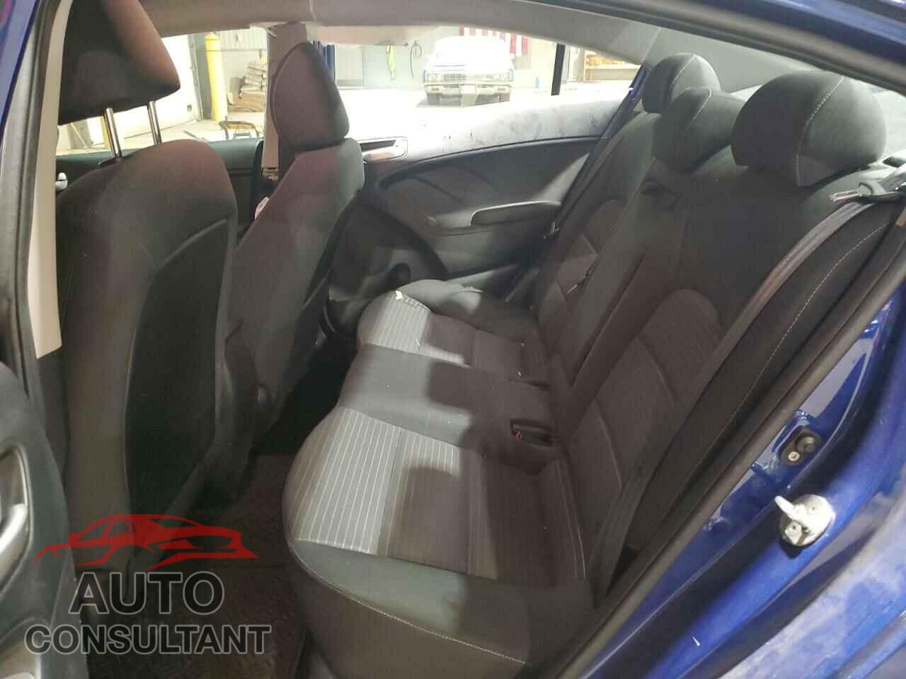 KIA FORTE 2017 - 3KPFL4A77HE088603