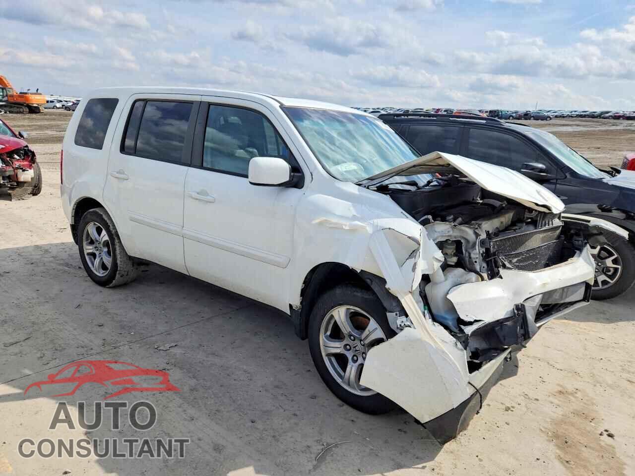 HONDA PILOT 2013 - 5FNYF3H60DB043661
