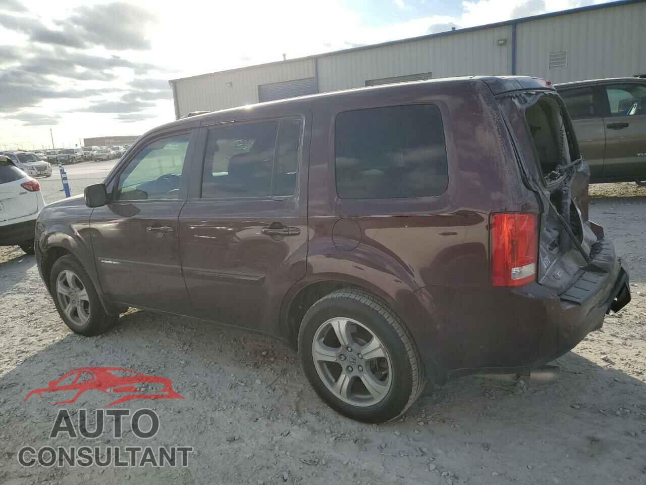 HONDA PILOT 2015 - 5FNYF3H52FB033448