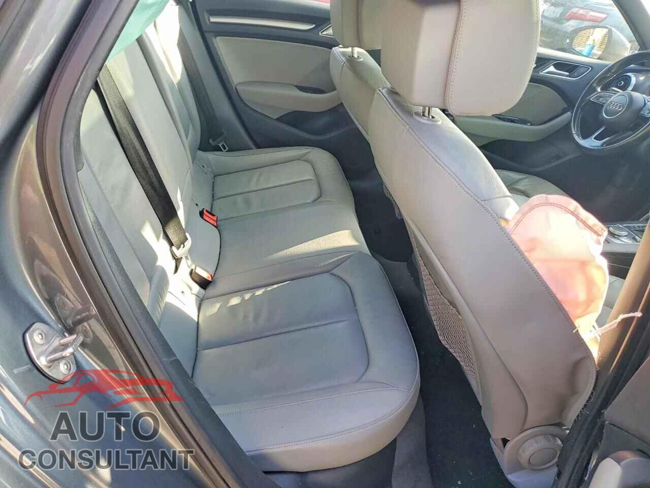 AUDI A3 2017 - WAUAUGFF3H1024115