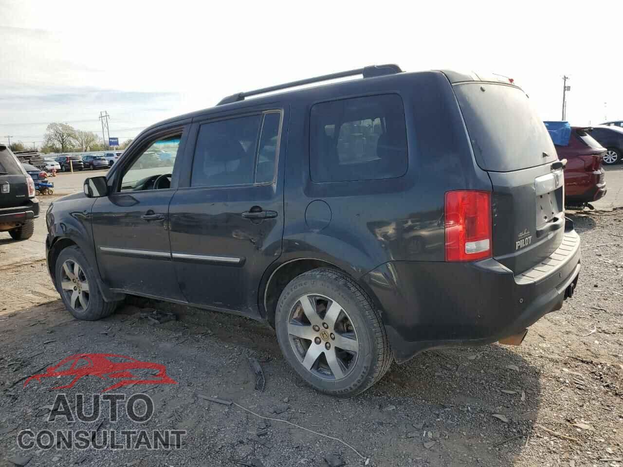 HONDA PILOT 2013 - 5FNYF4H93DB082552