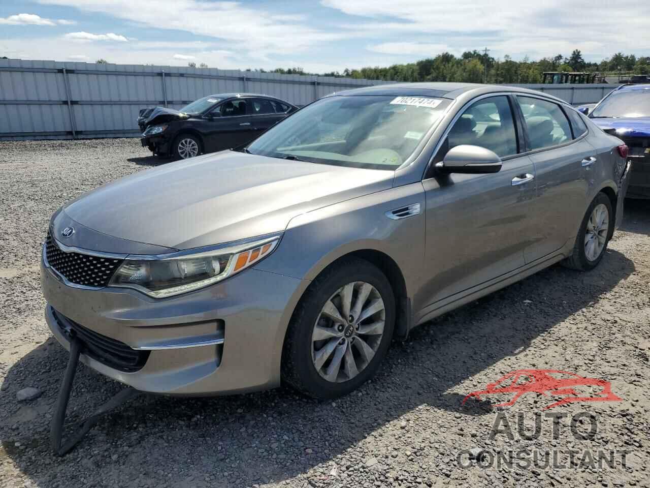 KIA OPTIMA 2018 - 5XXGU4L37JG228433