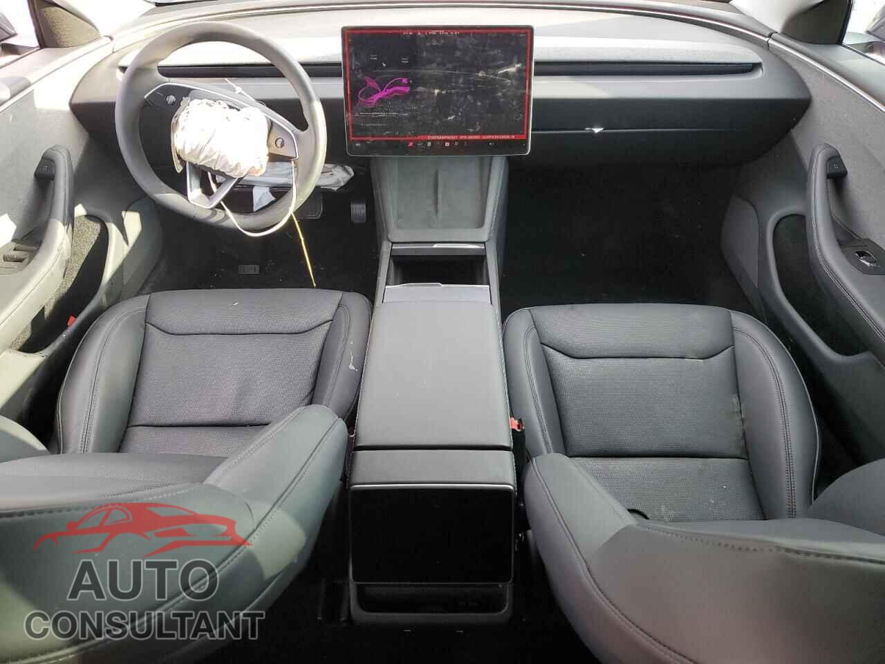 TESLA MODEL 3 2025 - 5YJ3E1EA6SF021557