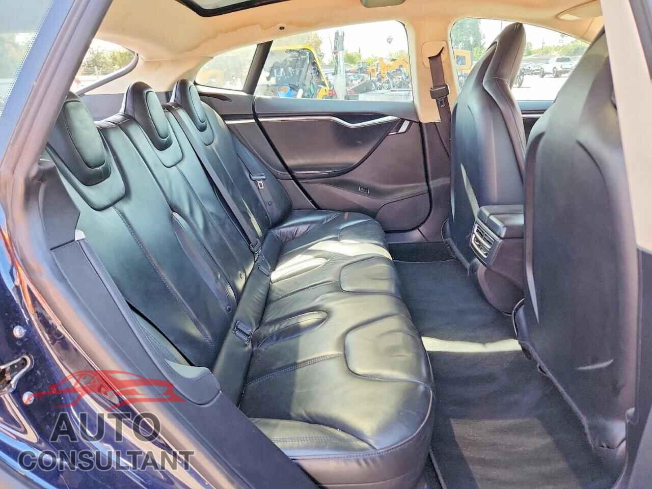 TESLA MODEL S 2013 - 5YJSA1DN0DFP12274