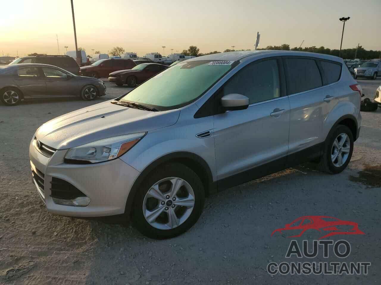 FORD ESCAPE 2015 - 1FMCU0GX0FUC60450