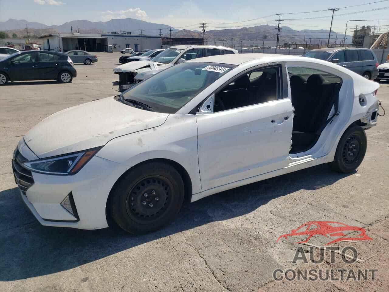 HYUNDAI ELANTRA 2019 - 5NPD74LF6KH444154