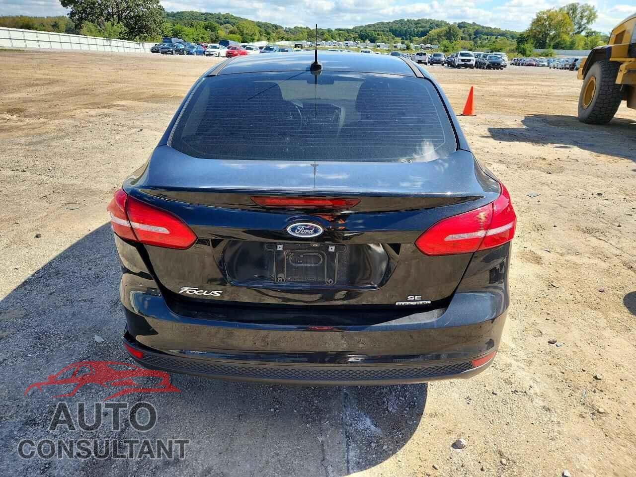 FORD FOCUS 2015 - 1FADP3F29FL253452