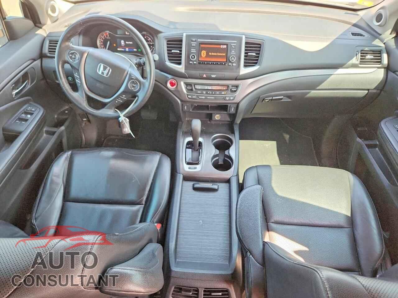 HONDA RIDGELINE 2017 - 5FPYK2F56HB002464