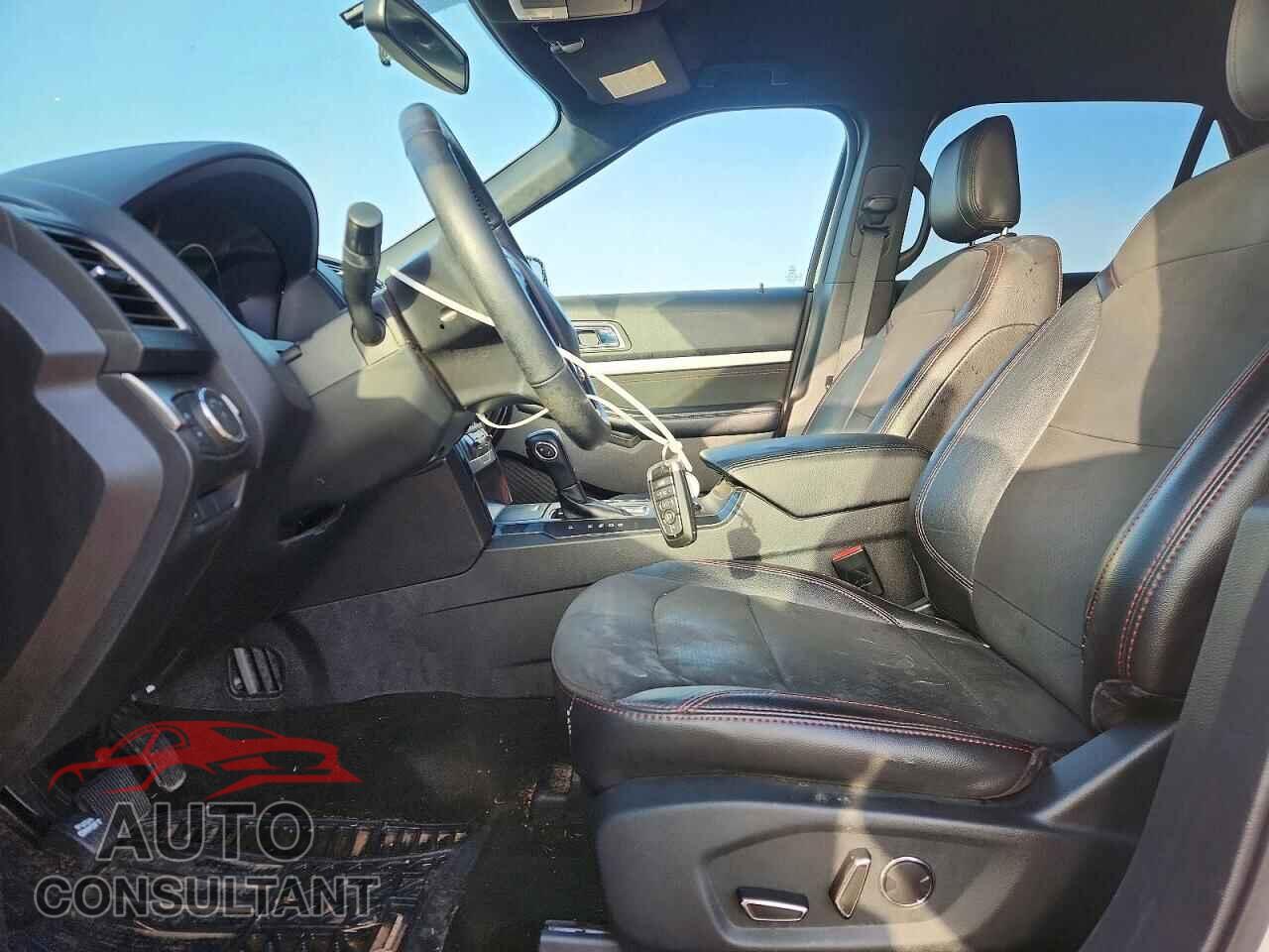 FORD EXPLORER 2018 - 1FM5K7D89JGB30047