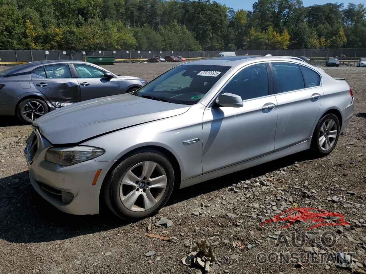 BMW 5 SERIES 2011 - WBAFR1C52BC744226