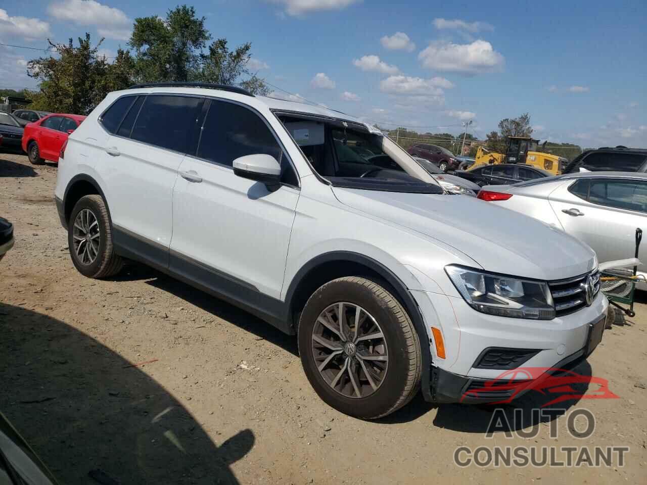 VOLKSWAGEN TIGUAN 2018 - 3VV2B7AXXJM216347