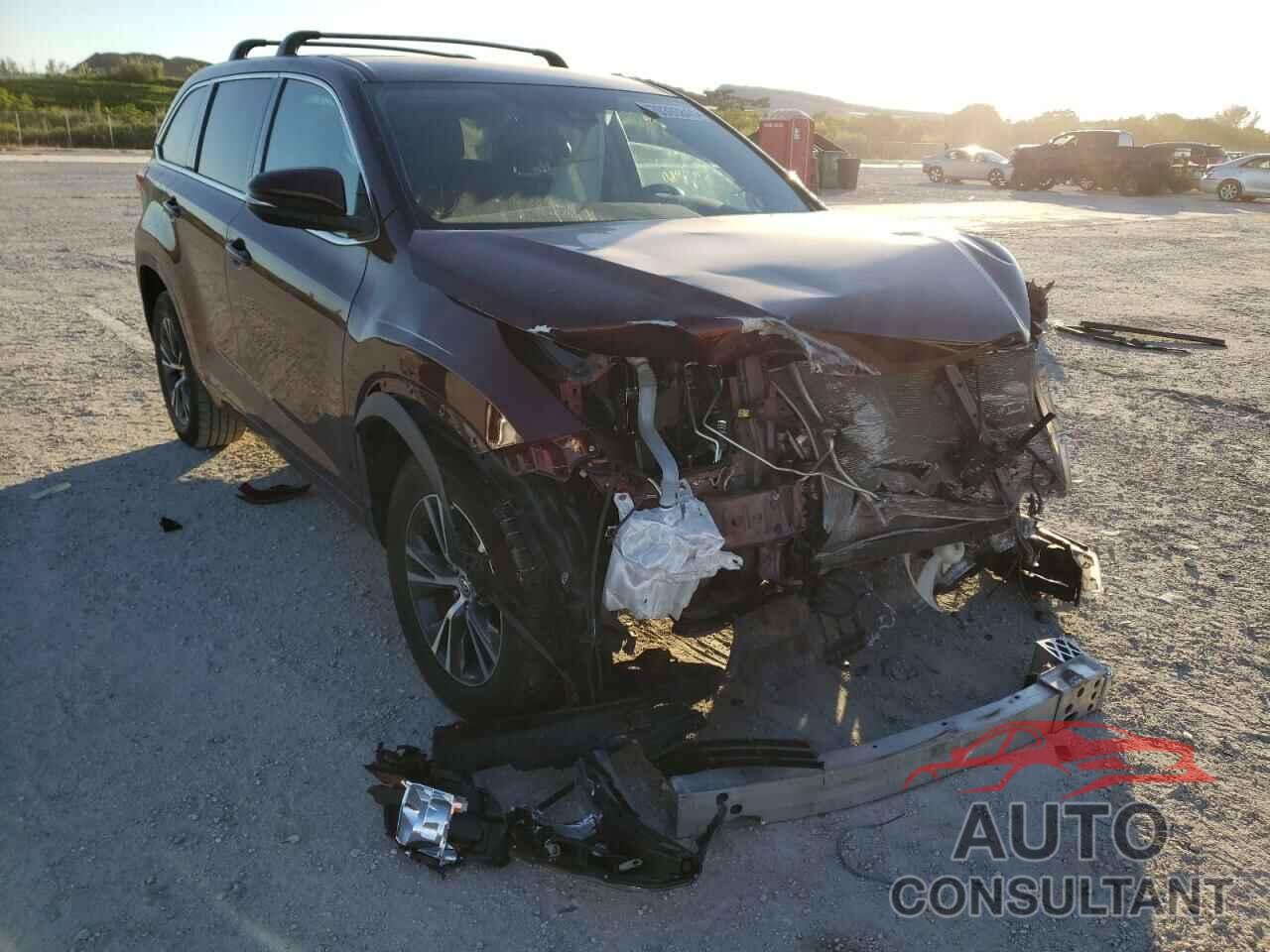 TOYOTA HIGHLANDER 2018 - 5TDZARFH9JS037990