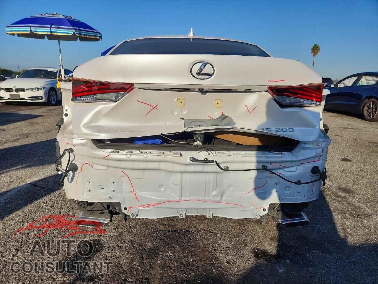 LEXUS IS 2019 - JTHBA1D23K5088537