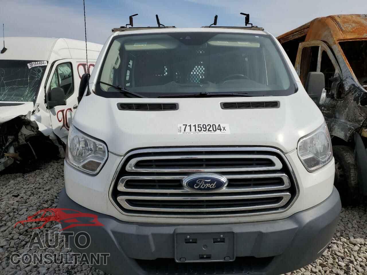 FORD TRANSIT 2017 - 1FTYR1YMXHKA99707
