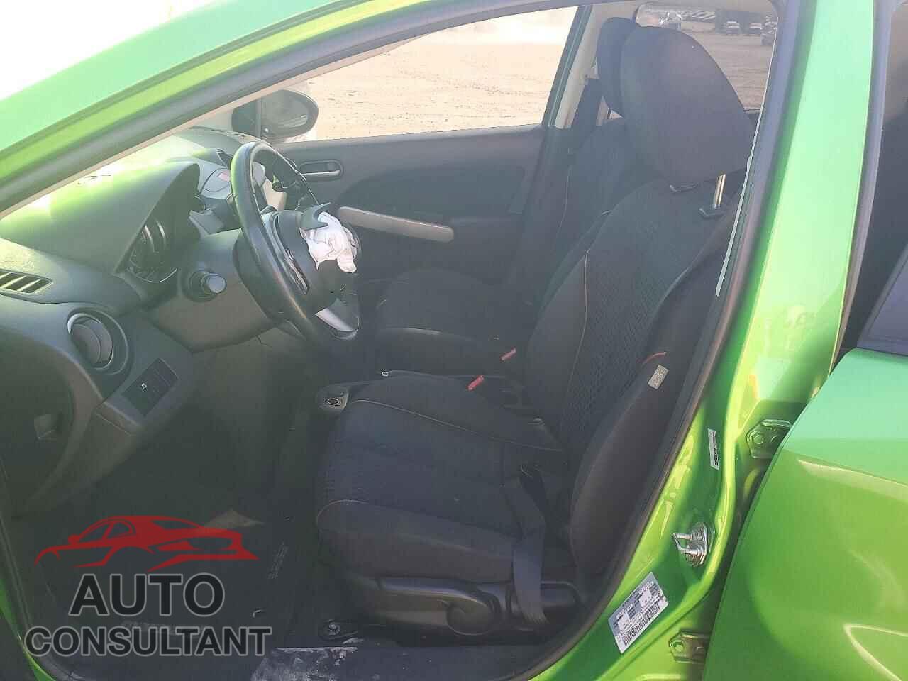 MAZDA 2 2011 - JM1DE1HZ3B0130806