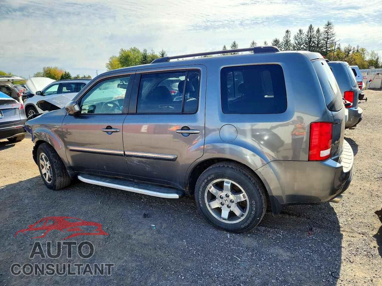HONDA PILOT 2011 - 5FNYF4H98BB012588